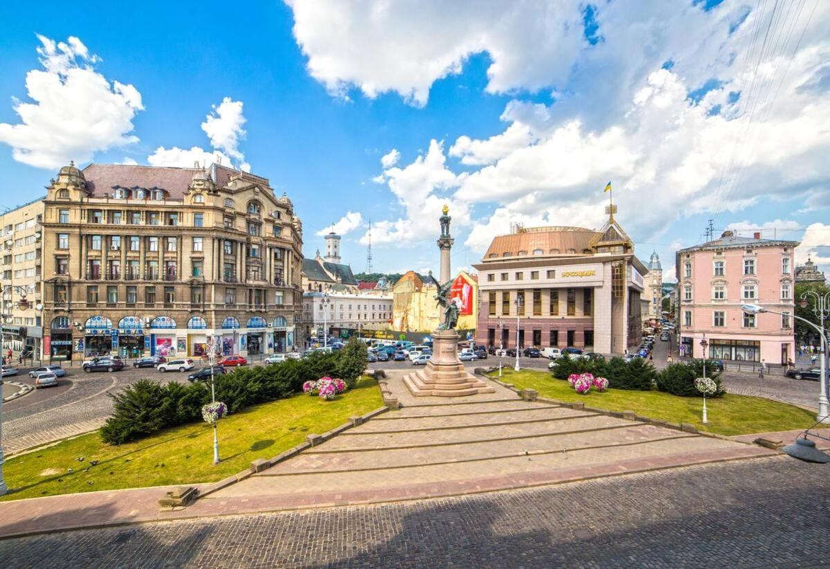 Свободи 1 Львів Екстер'єр фото